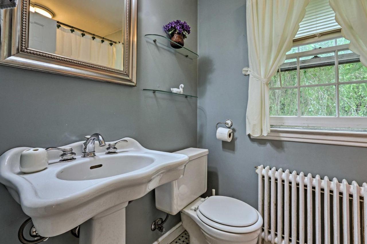 Historic Essex Home With Large Yard Near Downtown! Exterior foto